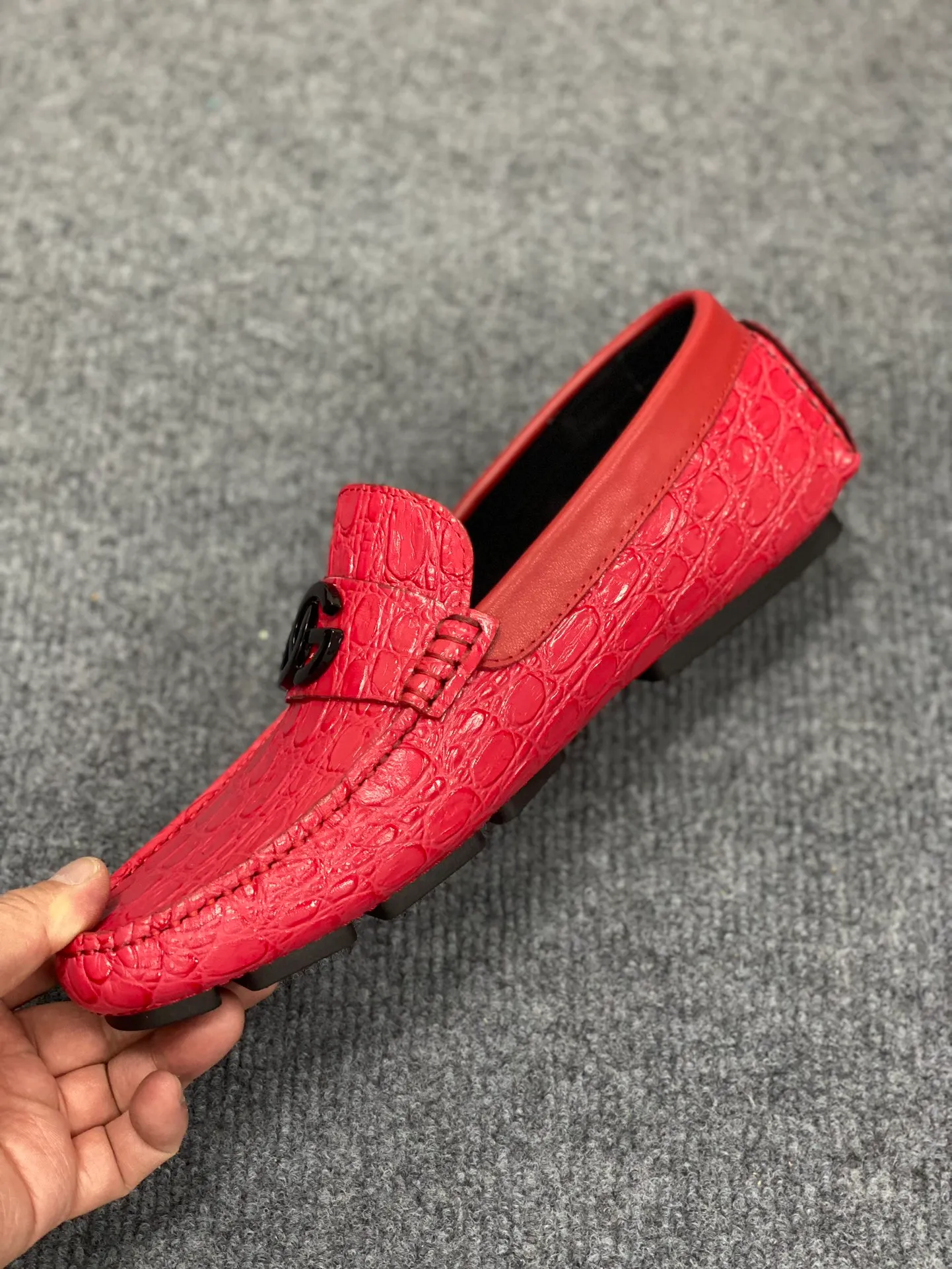 Men's Men's Shoes Men's Men's Shoes 💰700 new style "DG Duban Spring New Casual Driving Shoes" latest hot style, top brand luxury ~ purchasing agency, top quality ~.  The upper is made of imported original cowhide with fine workmanship. The original stylish and stylish soft rubber wear-resistant and non-slip outsole is light and comfortable on the feet. The real thing looks better in real life, 38-45